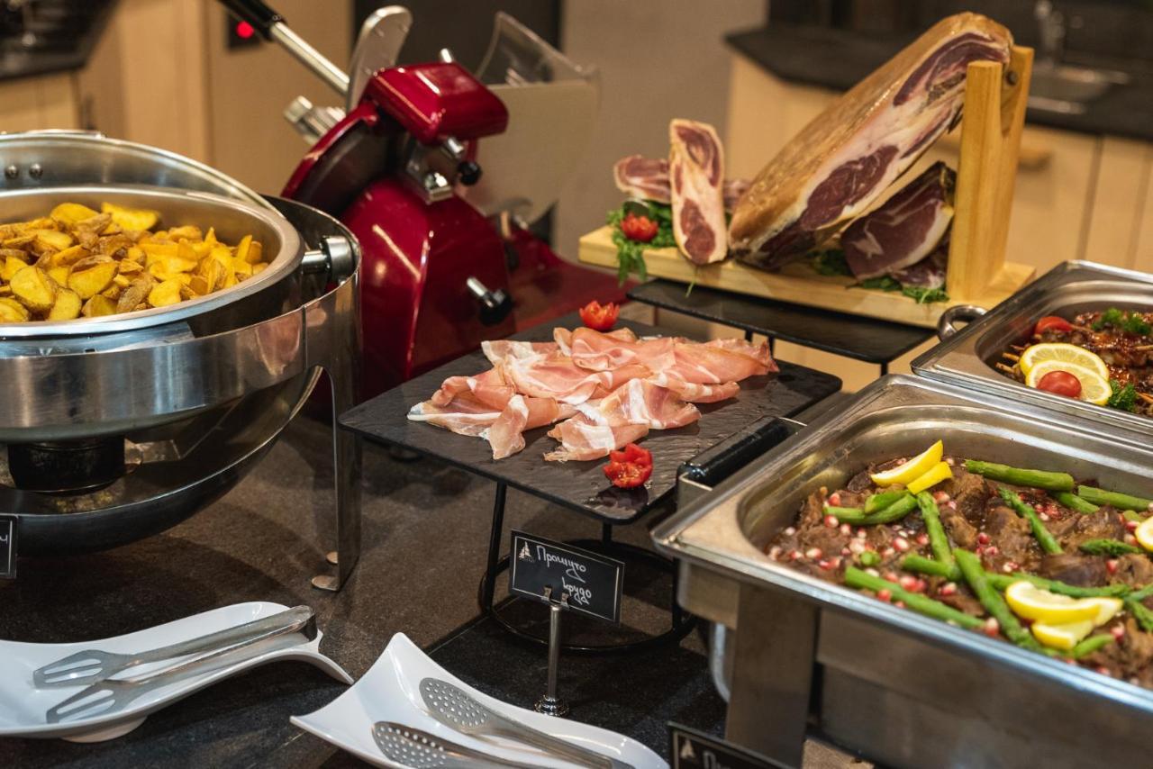 Hotel Arte Spa & Park Velingrad Exteriér fotografie A chafing dish