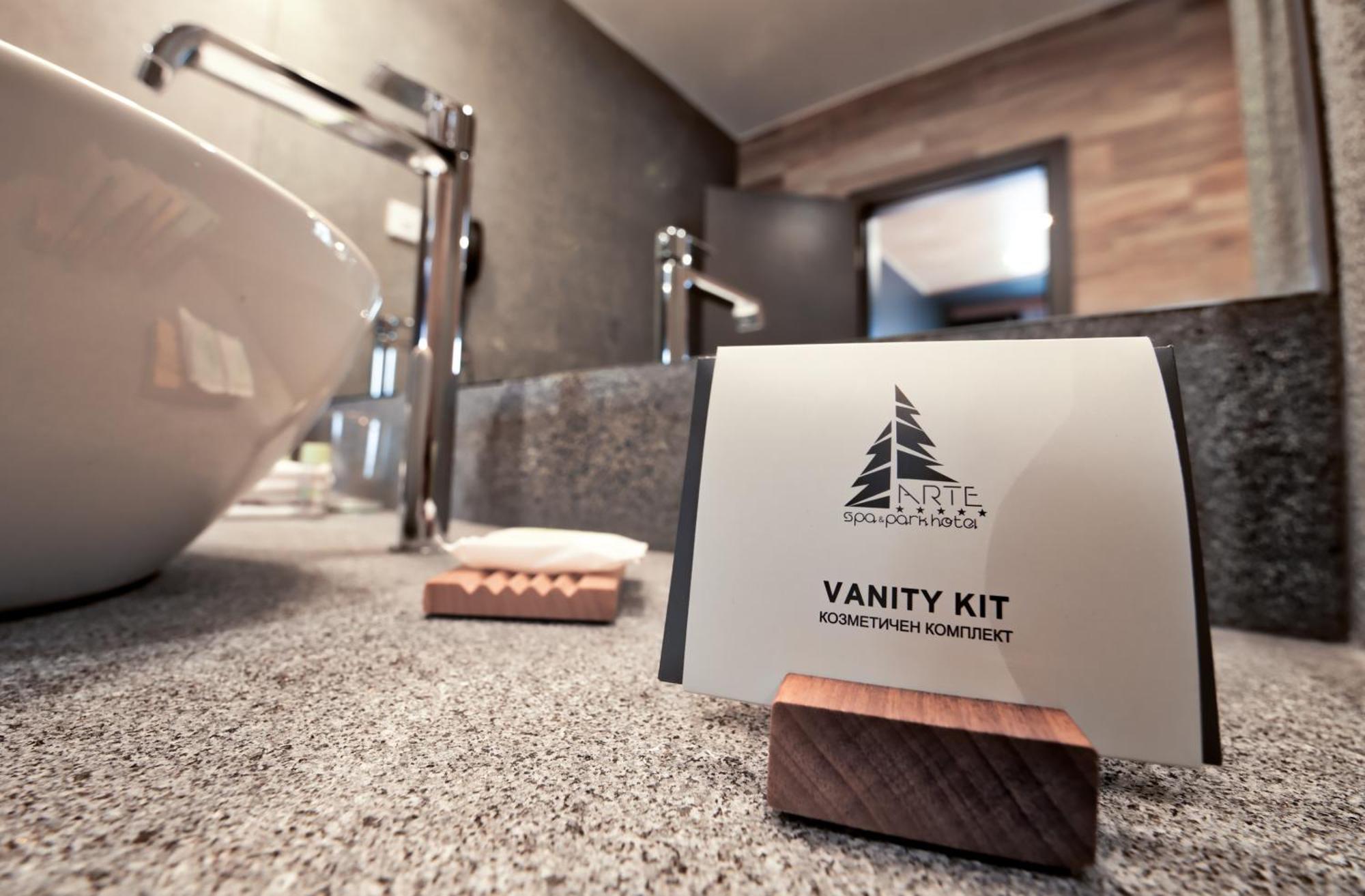 Hotel Arte Spa & Park Velingrad Pokoj fotografie A vanity kit